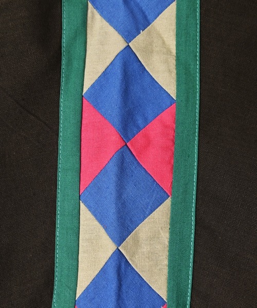 A BOND(アボンド)の「パッチワークライン半袖プルオーバー(90~150cm)(Tシャツ/カットソー・キッズ・オフホワイト/ピンク/チャコール・100/110/120/130/140/150)」の10枚目の写真