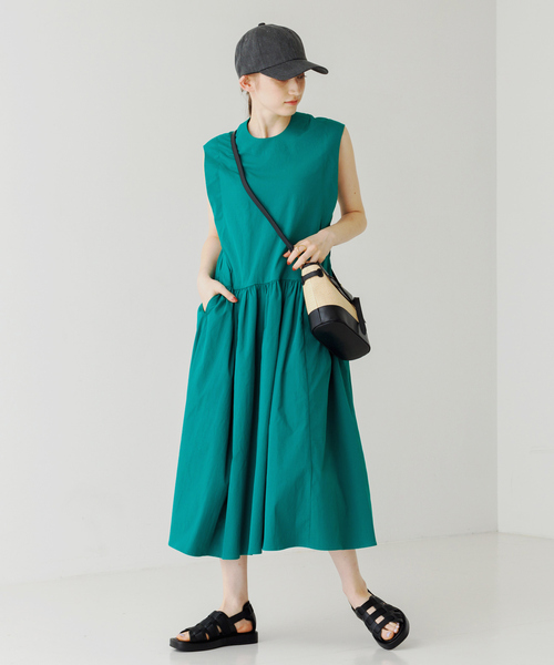 Au BANNISTER（オゥバニスター）の「グルカ風/ 厚底 スクエア  スポーツ フラット サンダル（サンダル・レディース・ブラック/ライトグレー/カーキ/アイボリー/ピンクベージュ・S/M/L）」の13枚目の写真