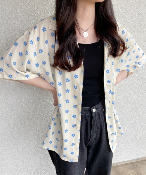 nemne store（ネンネストア）の「総柄開襟半袖シャツ（シャツ/ブラウス・レディース・イエロー/ホワイト系その他2/ネイビー/ホワイト系その他・フリー）」の14枚目の写真
