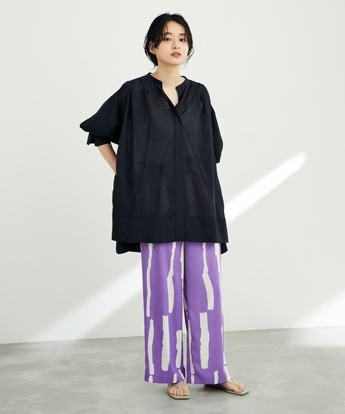ADAM ET ROPE'（アダムエロペ）の「【WEB限定】バックリボンチュニックシャツ（シャツ/ブラウス・レディース・グリーン系その他/ブラック/ホワイト・FREE）」の18枚目の写真