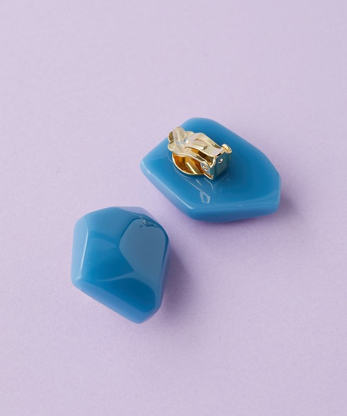 ear PAPILLONNER（イアパピヨネ）の「(WEB)コハクトウイヤリング（イヤリング・レディース・ダークグリーン/ピンク系その他/カーキ/グレー/ブルー・FREE）」の4枚目の写真