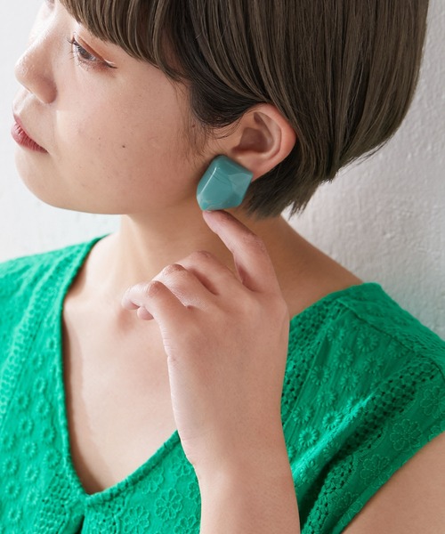 ear PAPILLONNER（イアパピヨネ）の「(WEB)コハクトウイヤリング（イヤリング・レディース・ダークグリーン/ピンク系その他/カーキ/グレー/ブルー・FREE）」の9枚目の写真