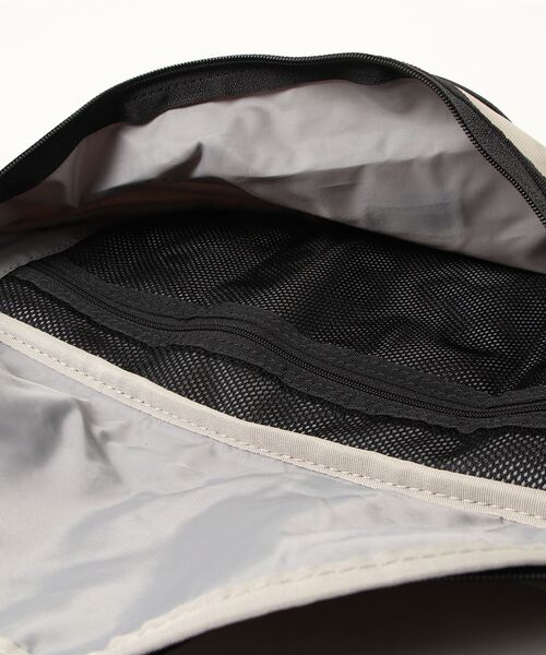 Dickies（ディッキーズ）の「Dickies　OUTLINE LOGO HOLD WAISTBAG（ボディバッグ/ウエストポーチ・メンズ・ブラック/ベージュ/ネイビー/オレンジ・FREE）」の11枚目の写真