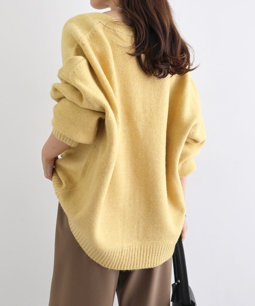 andme（アンドミー）の「【新色追加】Vネック長袖ニットカーディガン（カーディガン/ボレロ・レディース・オートミール/チャコールグレー/グレイッシュベージュ/ベージュ/オレンジ/ラベンダー/ネイビー/ライム/ブラウン/レッド/グレー/ブラック/カーキ系/イエロー/ブルー/オフホワイト・F(M)）」の20枚目の写真