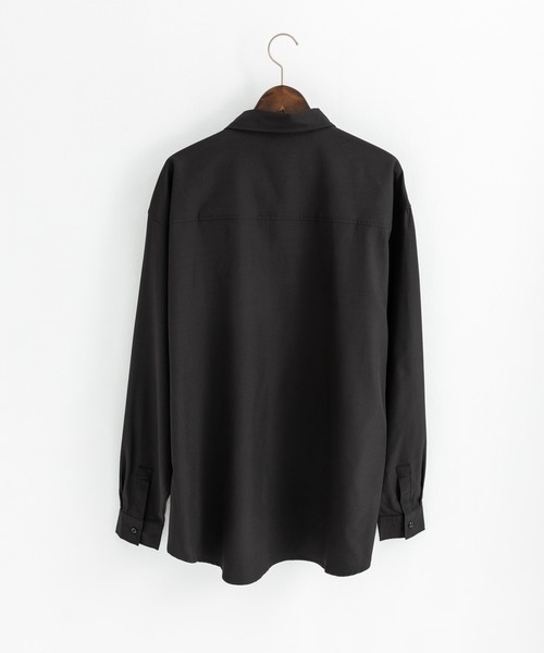 Rocky Monroe（ロッキーモンロー）の「新色追加 オーバーサイズ レギュラーカラーストレッチ長袖シャツ（シャツ/ブラウス・メンズ・ホワイト/ブラック/ネイビー/バーガンディー/ブルーグリーン/グレイッシュベージュ/チャコール/ブルー/グレー/ダークパープル/ブルーグレー/カーキ/グレー系・M/XL/L）」の16枚目の写真