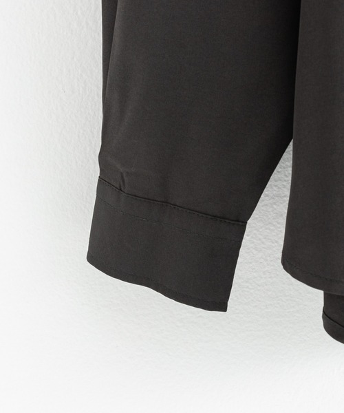 Rocky Monroe（ロッキーモンロー）の「新色追加 オーバーサイズ レギュラーカラーストレッチ長袖シャツ（シャツ/ブラウス・メンズ・ホワイト/ブラック/ネイビー/バーガンディー/ブルーグリーン/グレイッシュベージュ/チャコール/ブルー/グレー/ダークパープル/ブルーグレー/カーキ/グレー系・M/XL/L）」の20枚目の写真