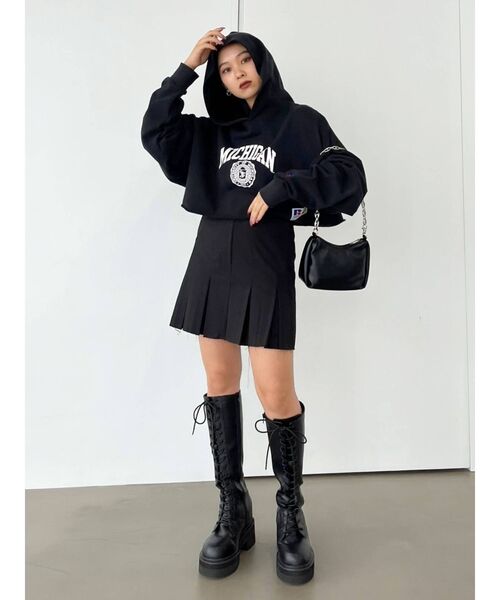 EMODA（エモダ）の「ヘムカットプリーツミニスカート（スカート・レディース・ブラック/ベージュ・SMALL/MEDIUM）」の8枚目の写真