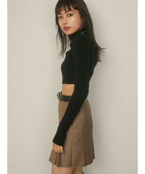 EMODA（エモダ）の「ヘムカットプリーツミニスカート（スカート・レディース・ブラック/ベージュ・SMALL/MEDIUM）」の19枚目の写真