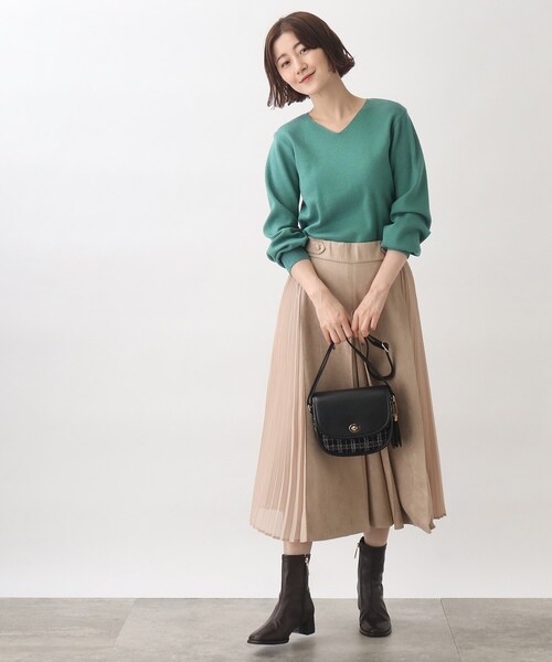 grove（グローブ）の「◇ラメが華やかVネックニットプルオーバー