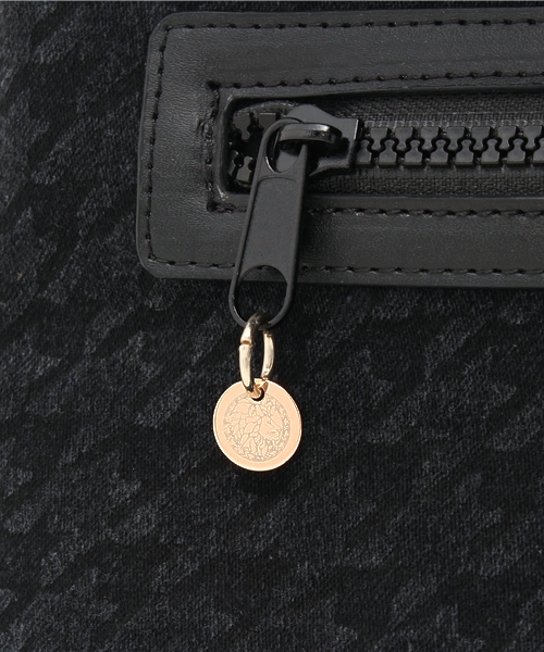 WHO'S WHO gallery（フーズフーギャラリー）の「【VINCENZO】ゴブランクラッチ（クラッチバッグ・メンズ・ネイビー/ブラック・FREE）」の7枚目の写真