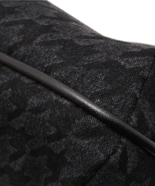 WHO'S WHO gallery（フーズフーギャラリー）の「【VINCENZO】ゴブランクラッチ（クラッチバッグ・メンズ・ネイビー/ブラック・FREE）」の10枚目の写真