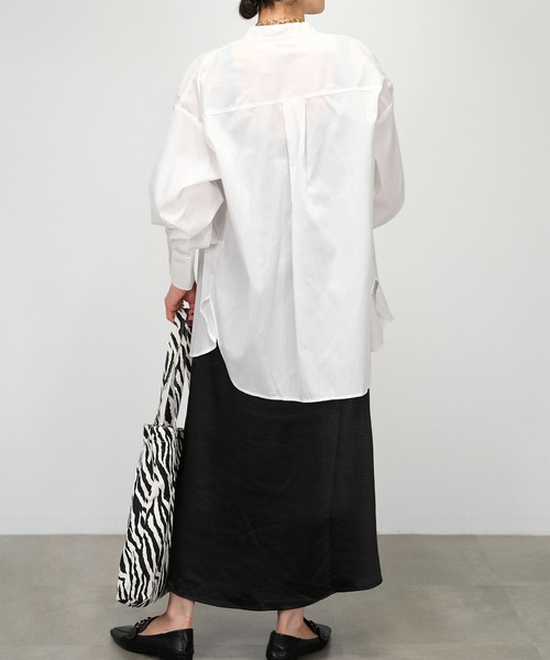 ＡＮＤＪ（アンドジェイ）の「【2022/AW】バンドカラーBIGシャツ ストライプシャツ（シャツ/ブラウス・レディース・ブルー/ホワイト/ブラック・M）」の15枚目の写真