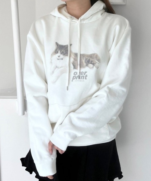 TITTY&CO.（ティティーアンドコー）の「TITTY&CO. × overprint cat print over size parker（パーカー・レディース・ホワイト/ブラック・MEDIUM/LARGE）」の13枚目の写真