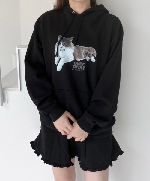 TITTY&CO.（ティティーアンドコー）の「TITTY&CO. × overprint cat print over size parker（パーカー・レディース・ホワイト/ブラック・MEDIUM/LARGE）」の18枚目の写真