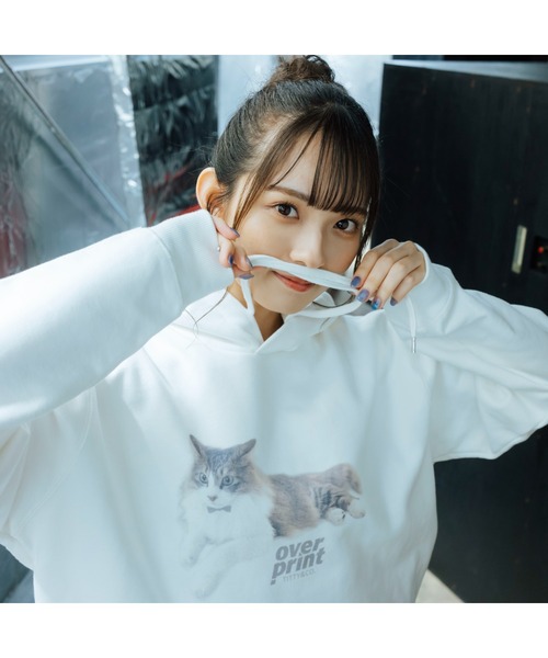 TITTY&CO.（ティティーアンドコー）の「TITTY&CO. × overprint cat print over size parker（パーカー・レディース・ホワイト/ブラック・MEDIUM/LARGE）」の9枚目の写真