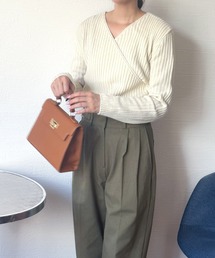 Isn't She?（イズントシー）の「カラークロスオーバーニット（ニット/セーター）」