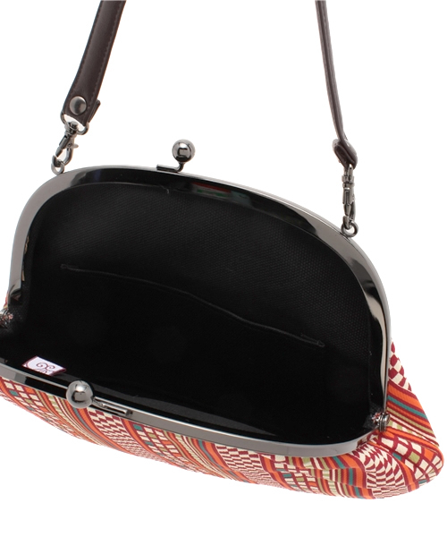 カヤ(カヤ)の「【カヤ】ジャガード7寸丸型がま口バッグ(ハンドバッグ・レディース・カラフル/梅/ホワイト系その他/ブラック系その他/マルチ・FREE)」の8枚目の写真