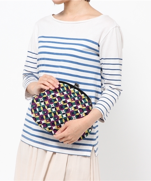 カヤ(カヤ)の「【カヤ】ジャガード7寸丸型がま口バッグ(ハンドバッグ・レディース・カラフル/梅/ホワイト系その他/ブラック系その他/マルチ・FREE)」の11枚目の写真