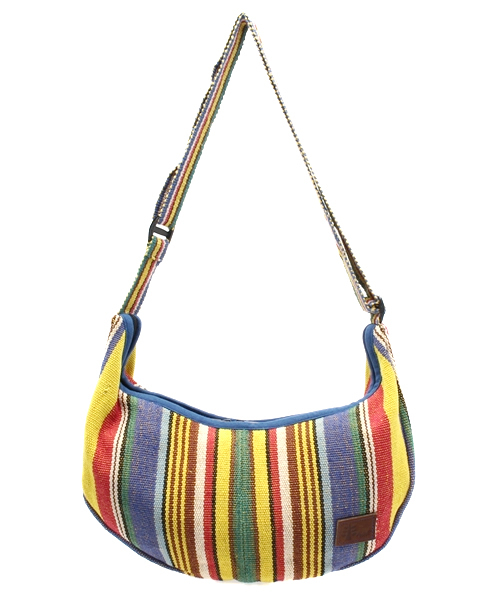 チャイハネ（チャイハネ）の「【チャイハネ】ネパール手織りコットンクレセントバッグ（ショルダーバッグ・メンズ・ホワイト/パープル/ホワイト×ブルー/イエロー系その他/レッド系その他/ブルー/ブルー系その他/グリーン/レッド/ダークブルー/グリーン系その他・FREE）」の9枚目の写真