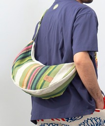 チャイハネ（チャイハネ）の「【チャイハネ】ネパール手織りコットンクレセントバッグ（ショルダーバッグ）」