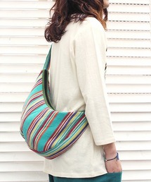 チャイハネ（チャイハネ）の「【チャイハネ】ネパール手織りコットンクレセントバッグ（ショルダーバッグ）」