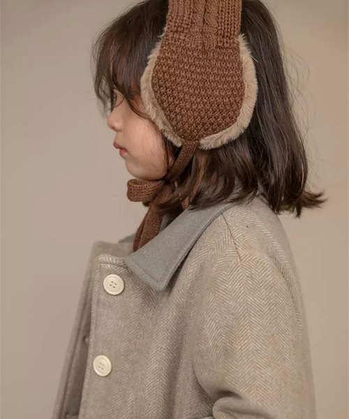 Bambin（ボンバン）の「【 Bambin / ボンバン 】 ケーブル編み ニット イヤーマフ / ファー 付け襟（イヤーマフ・キッズ・ベージュ/ピンク/カーキ/ブラウン/グレー/ブラック・FREE）」の19枚目の写真