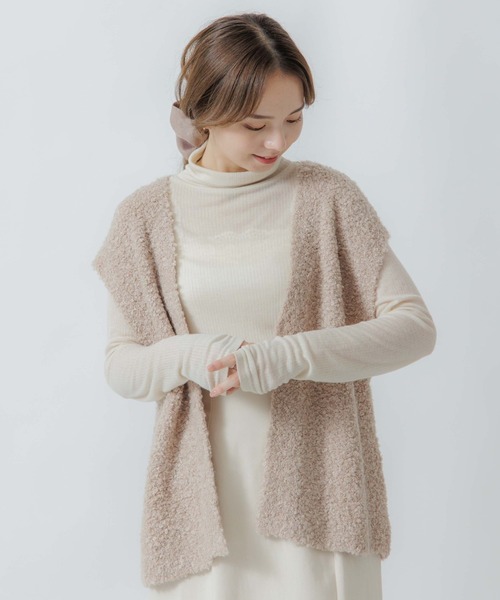 flower(フラワー)の「スウィーティーシープベスト(ベスト・レディース・アイボリー/ベージュ・FREE)」の1枚目の写真