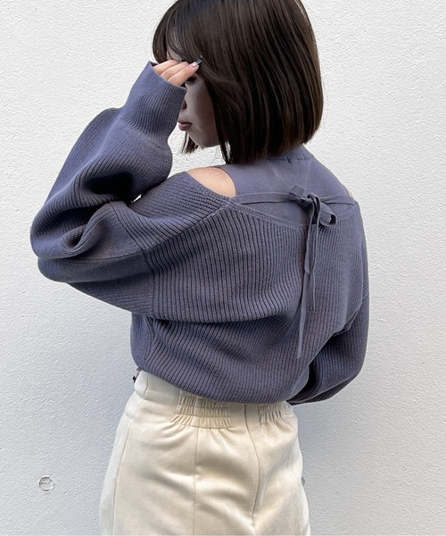 NOMAE(ノーマエ)の「カシュクールレイヤードニット(7G)(ニット/セーター・レディース・ホワイト/グレー/ベージュ/ライトピンク・FREE)」の2枚目の写真