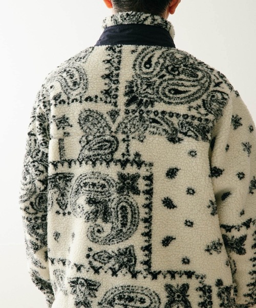 ITEMS URBANRESEARCH(アイテムズ アーバンリサーチ)の「バンダナ柄 ZIP UP ボアブルゾン(ブルゾン・メンズ・グレー/オフホワイト/ブラック・MEDIUM/LARGE)」の21枚目の写真