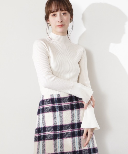 JILL STUART(ジルスチュアート)の「アメリアニット(ニット/セーター・レディース・ブラック/ホワイト/パープル/ピンク・FREE)」の2枚目の写真