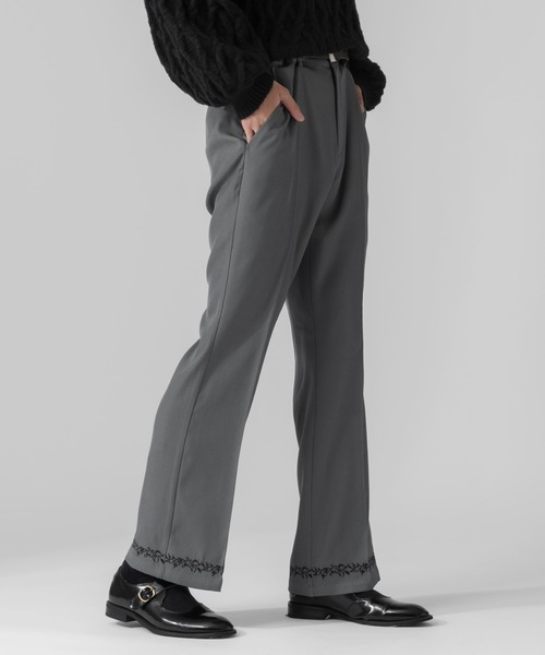 Adoon plain（アドーンプレーン）の「【Adoon plain】刺繍フレアパンツ（スラックス・メンズ・グレー/ブラック・SMALL/MEDIUM/LARGE）」の13枚目の写真