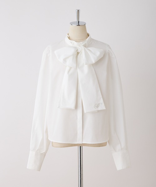 one after another NICE CLAUP(ワンアフターアナザーナイスクラップ)の「ヴィンテージガーリーなスタイリングに/刺繍ボウタイブラウス(シャツ/ブラウス・レディース・サックスブルー系/ブラック/オフホワイト/ピンク/ストライプ・FREE)」の20枚目の写真