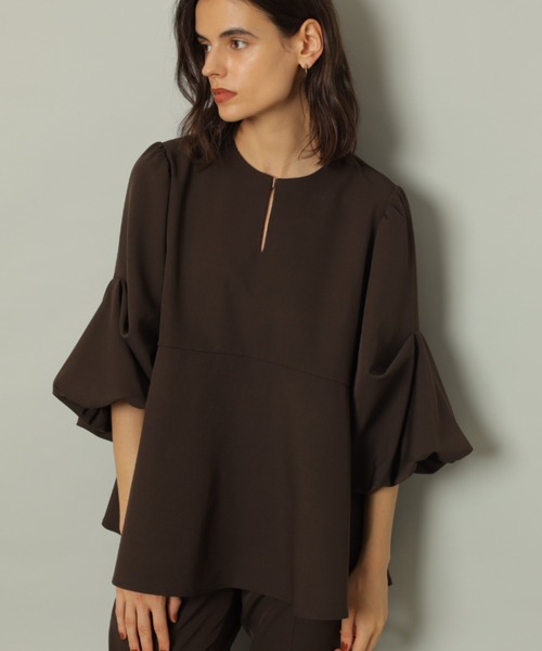 CADUNE（カデュネ）の「裾フレアブラウス（シャツ/ブラウス・レディース・ブラック/ライトパープル/ホワイト/ネイビー/ミント/ライトブルー/ベージュ/ブラウン・38/36）」の15枚目の写真