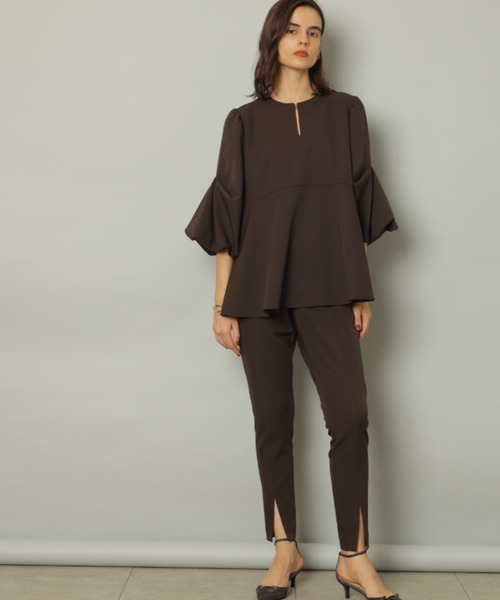 CADUNE（カデュネ）の「裾フレアブラウス（シャツ/ブラウス・レディース・ブラック/ライトパープル/ホワイト/ネイビー/ミント/ライトブルー/ベージュ/ブラウン・38/36）」の16枚目の写真