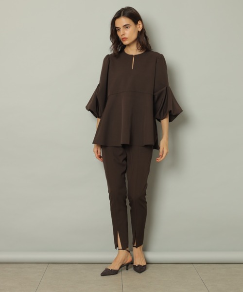 CADUNE（カデュネ）の「裾フレアブラウス（シャツ/ブラウス・レディース・ブラック/ライトパープル/ホワイト/ネイビー/ミント/ライトブルー/ベージュ/ブラウン・38/36）」の19枚目の写真