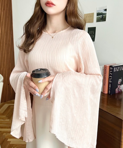 moment+(モーメントプラス)の「シアーランダムプリーツスリットフレアスリーブブラウス(シャツ/ブラウス・レディース・ブラック/グレイッシュベージュ/ピンク/ナチュラル/ブルー・M/L)」の18枚目の写真