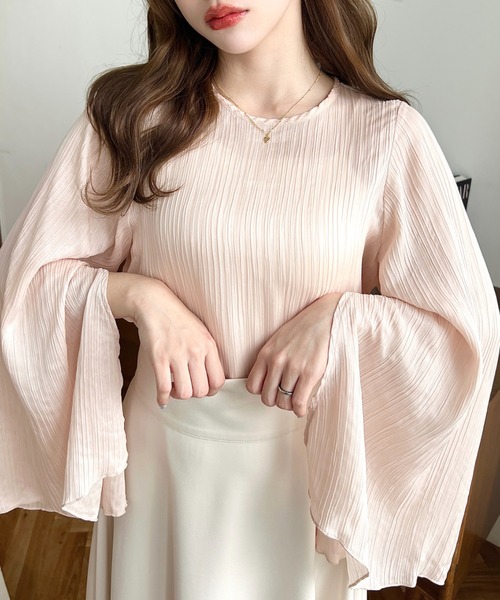 moment+(モーメントプラス)の「シアーランダムプリーツスリットフレアスリーブブラウス(シャツ/ブラウス・レディース・ブラック/グレイッシュベージュ/ピンク/ナチュラル/ブルー・M/L)」の15枚目の写真