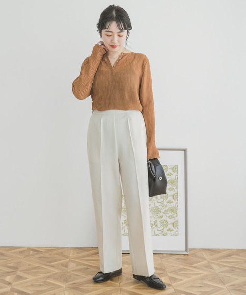 ITEMS URBANRESEARCH（アイテムズ アーバンリサーチ）の「ウォッシャブルストレートパンツ（スラックス・レディース・ブラック/ラベンダー/アイボリー・SMALL/MEDIUM）」の8枚目の写真