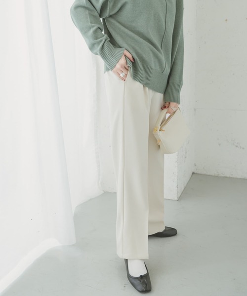 ITEMS URBANRESEARCH（アイテムズ アーバンリサーチ）の「ウォッシャブルストレートパンツ（スラックス・レディース・ブラック/ラベンダー/アイボリー・SMALL/MEDIUM）」の14枚目の写真