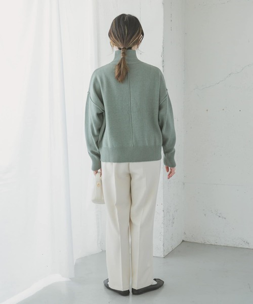 ITEMS URBANRESEARCH（アイテムズ アーバンリサーチ）の「ウォッシャブルストレートパンツ（スラックス・レディース・ブラック/ラベンダー/アイボリー・SMALL/MEDIUM）」の22枚目の写真