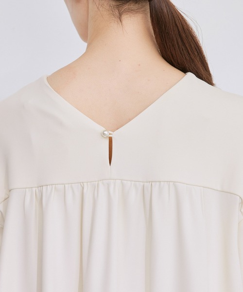 ROPE'（ロペ）の「【洗える】【troisiemechaco（トロワズィエムチャコ）】パール付きフレアセットアップパンツ/セレモニー対応（つなぎ/オールインワン・レディース・ホワイト/ホワイト系その他/ブラック・38）」の15枚目の写真