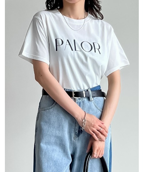 Re:EDIT（リエディ）の「[華奢見えが叶う][着た瞬間ひんやり][接触冷感][UVカット]ラバープリントロゴTシャツ（Tシャツ/カットソー・レディース・ホワイト/ブラック/ホワイト系その他・MEDIUM/LARGE）」の16枚目の写真