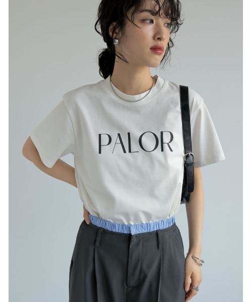 Re:EDIT（リエディ）の「[華奢見えが叶う][着た瞬間ひんやり][接触冷感][UVカット]ラバープリントロゴTシャツ（Tシャツ/カットソー・レディース・ホワイト/ブラック/ホワイト系その他・MEDIUM/LARGE）」の22枚目の写真