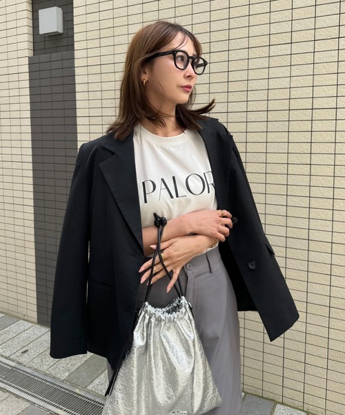 Re:EDIT（リエディ）の「[華奢見えが叶う][着た瞬間ひんやり][接触冷感][UVカット]ラバープリントロゴTシャツ（Tシャツ/カットソー・レディース・ホワイト/ブラック/ホワイト系その他・MEDIUM/LARGE）」の8枚目の写真