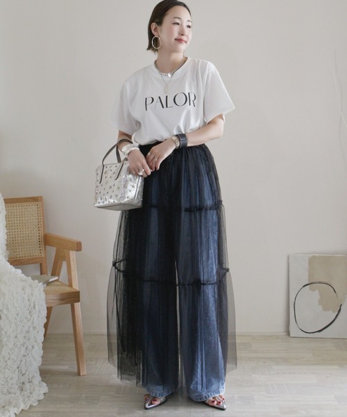 Re:EDIT（リエディ）の「[華奢見えが叶う][着た瞬間ひんやり][接触冷感][UVカット]ラバープリントロゴTシャツ（Tシャツ/カットソー・レディース・ホワイト/ブラック/ホワイト系その他・MEDIUM/LARGE）」の6枚目の写真