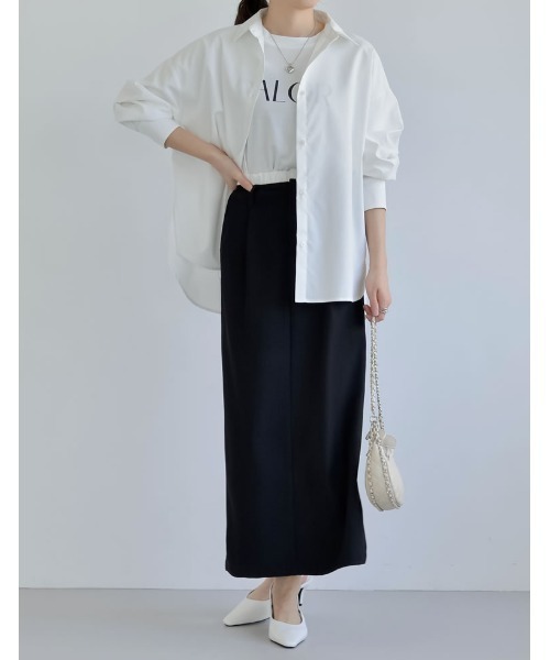 Re:EDIT（リエディ）の「[華奢見えが叶う][着た瞬間ひんやり][接触冷感][UVカット]ラバープリントロゴTシャツ（Tシャツ/カットソー・レディース・ホワイト/ブラック/ホワイト系その他・MEDIUM/LARGE）」の4枚目の写真