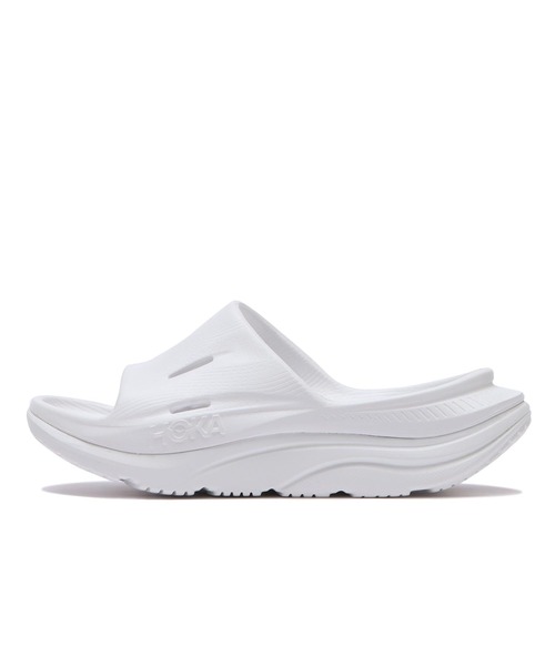 HOKA(ホカ)の「ORA RECOVERY SLIDE 3 1135061-WWH(サンダル・メンズ・ホワイト・23.0cm/24.0cm/25.0cm/26.0cm/27.0cm/28.0cm/29.0cm/30.0cm)」の1枚目の写真