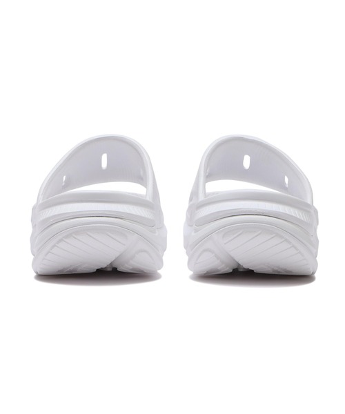 HOKA(ホカ)の「ORA RECOVERY SLIDE 3 1135061-WWH(サンダル・メンズ・ホワイト・23.0cm/24.0cm/25.0cm/26.0cm/27.0cm/28.0cm/29.0cm/30.0cm)」の4枚目の写真