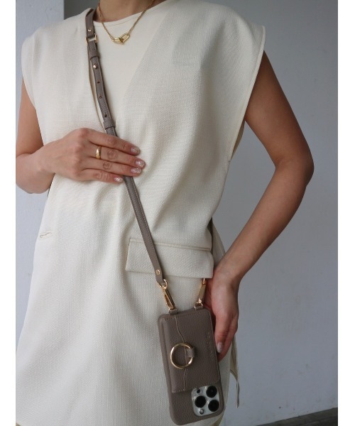 TRUNC（トランクエイティーエイト）の「【iPhone13/13PRO】Shoulder Strap  iPhone Card Case"（スマホケース/カバー・レディース・ブラック/アイボリー/グレイッシュベージュ・FREE）」の5枚目の写真
