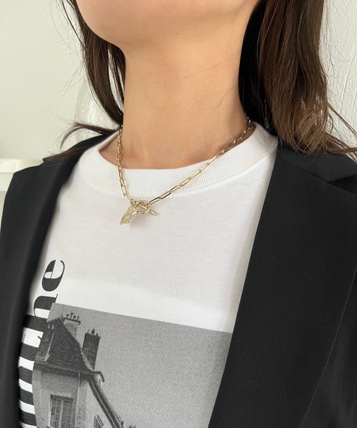 un dix cors(アンディコール)の「変形メタルマンテルネックレス(ネックレス・レディース・ゴールド・FREE)」の2枚目の写真